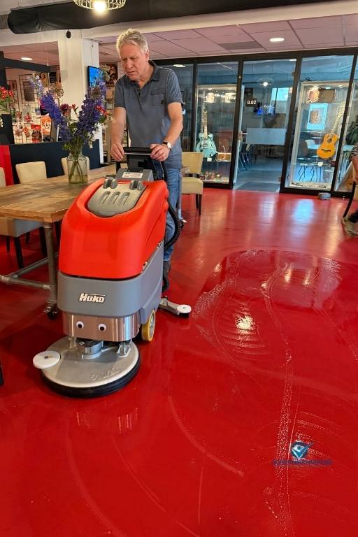 Advies vloeronderhoud Advies vloeronderhoud op locatie, beoordeling van vloer, vervuiling en onderhoudsmethode