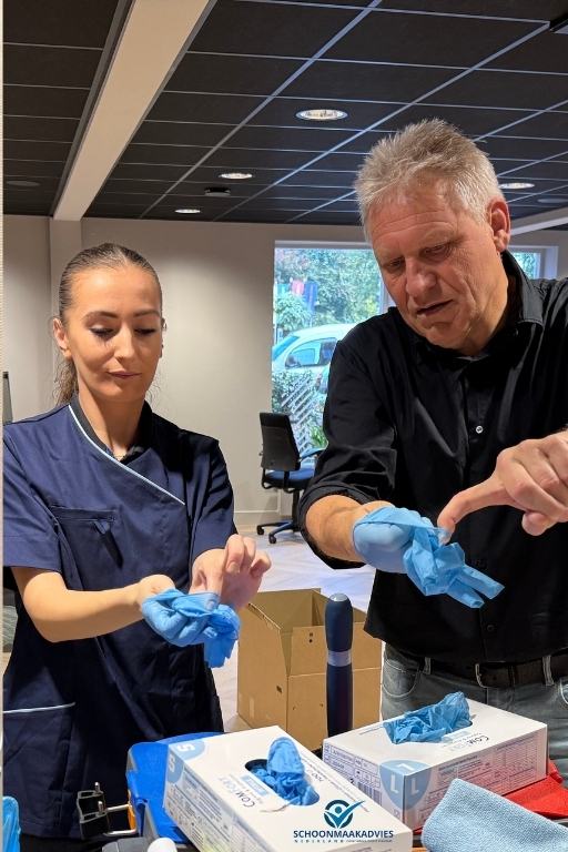 Schoonmaak begeleiding op de werkvloer